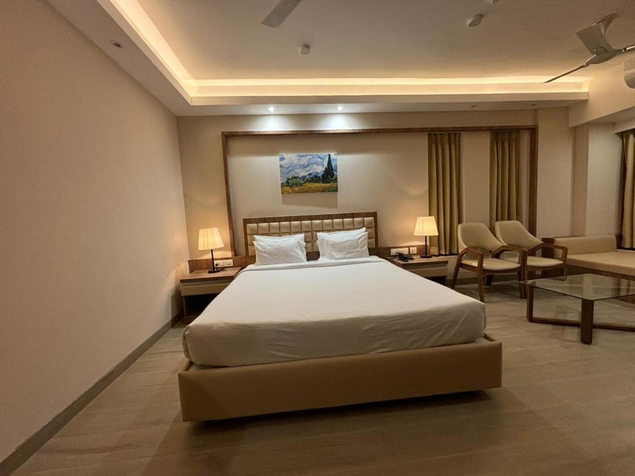 The Pearl Club Resort Shānti Niketan 外观 照片