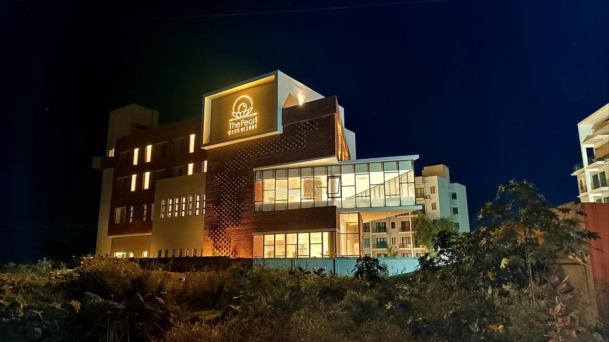 The Pearl Club Resort Shānti Niketan 外观 照片