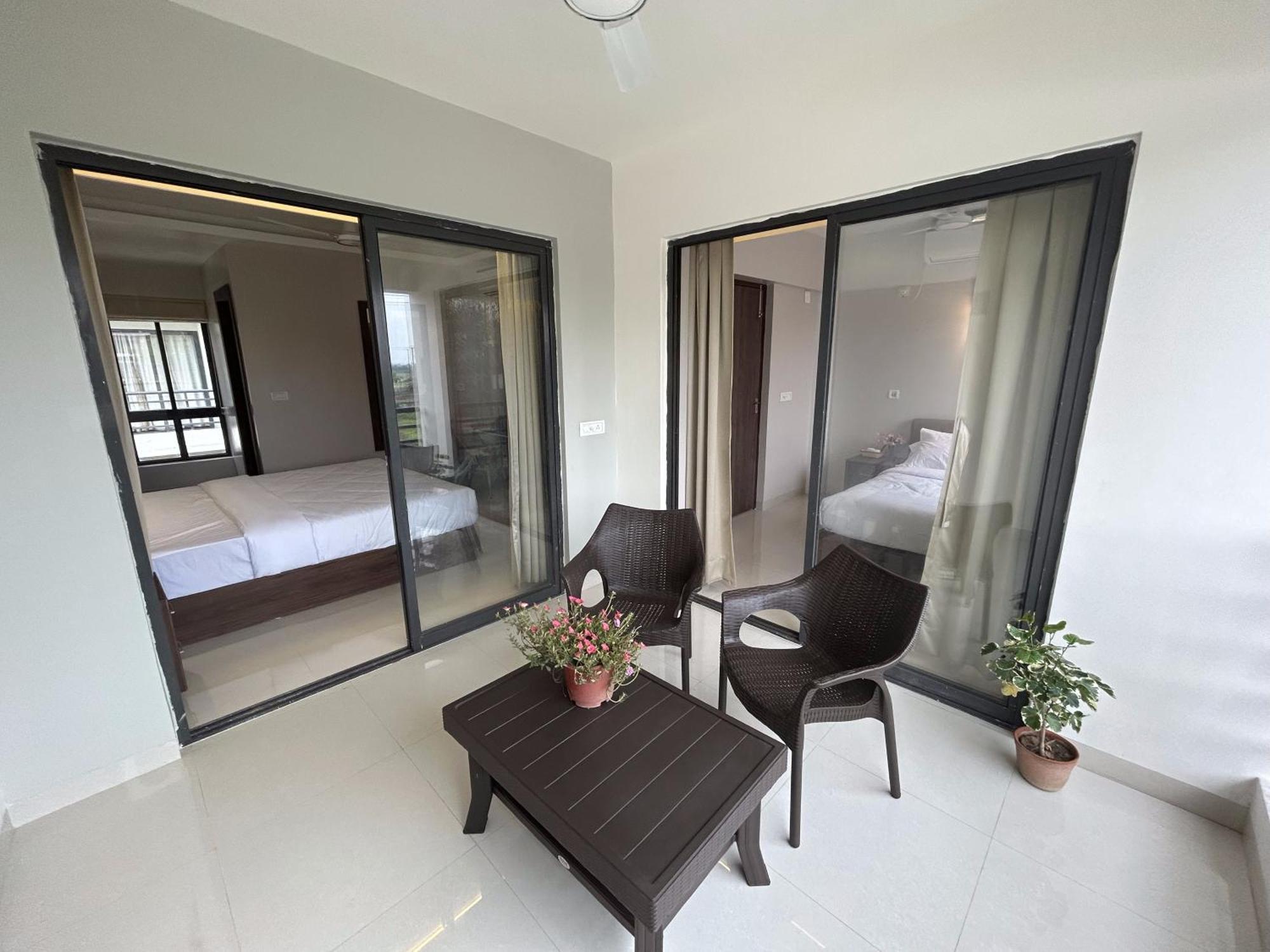 The Pearl Club Resort Shānti Niketan 外观 照片