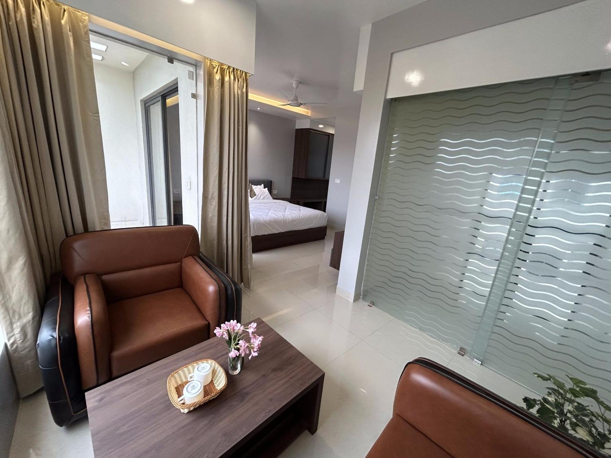The Pearl Club Resort Shānti Niketan 外观 照片