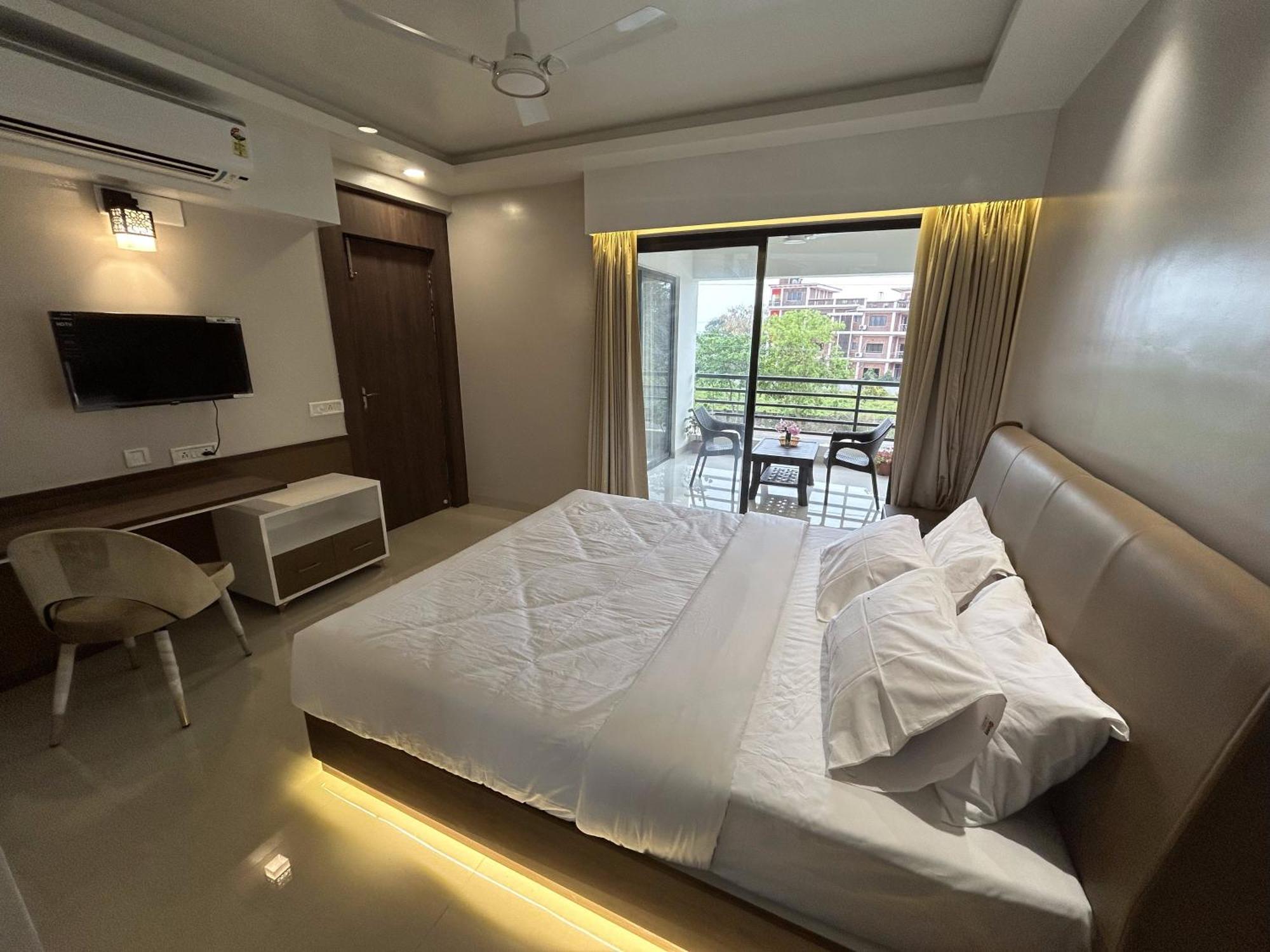 The Pearl Club Resort Shānti Niketan 外观 照片